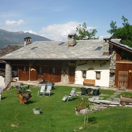 Appartement Les Chevreuils à Arvier Extérieur photo