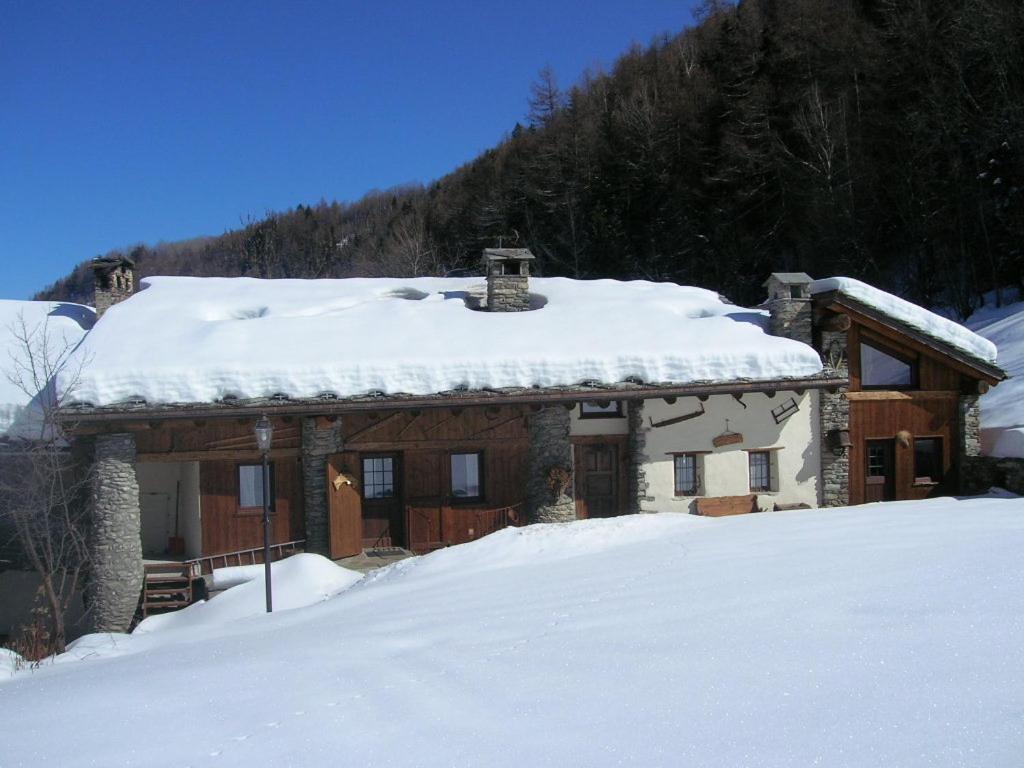 Appartement Les Chevreuils à Arvier Extérieur photo